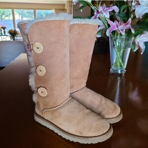Ugg Bailey Button Triplet Boots